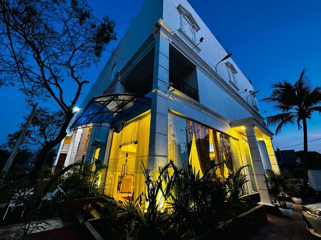 Hotel Northway Vavuniya Bagian luar foto