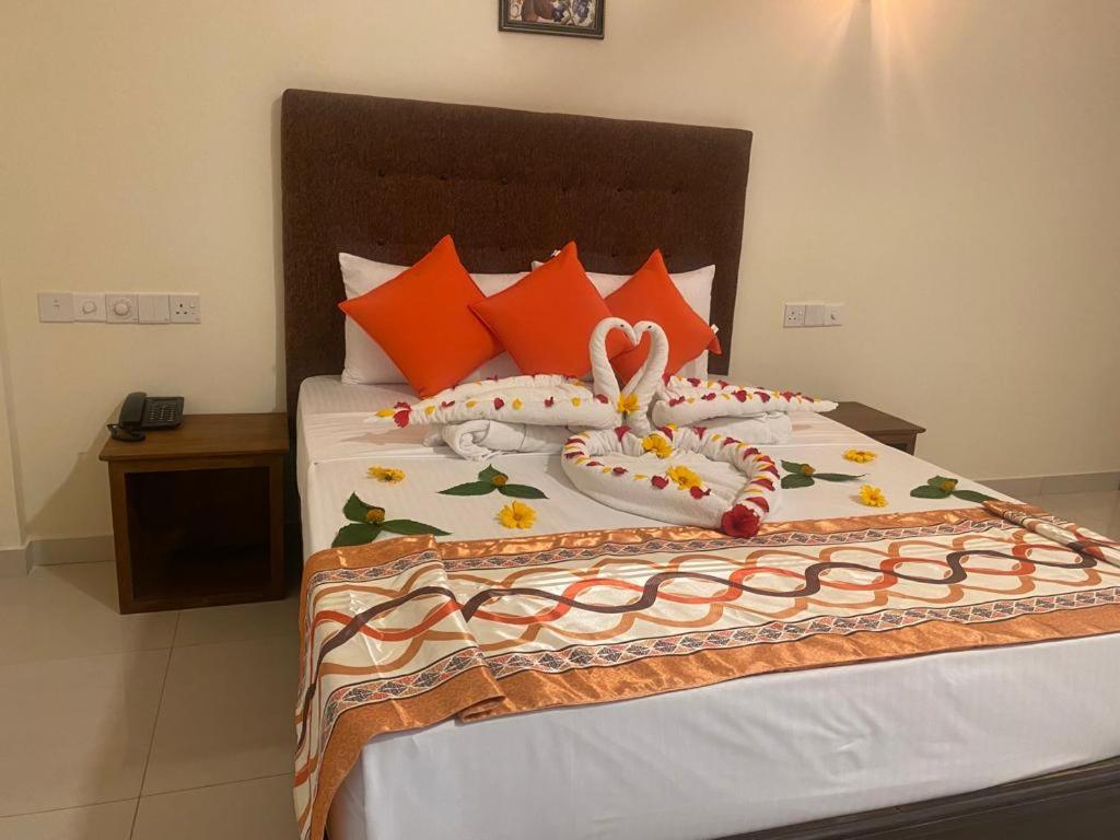 Hotel Northway Vavuniya Bagian luar foto