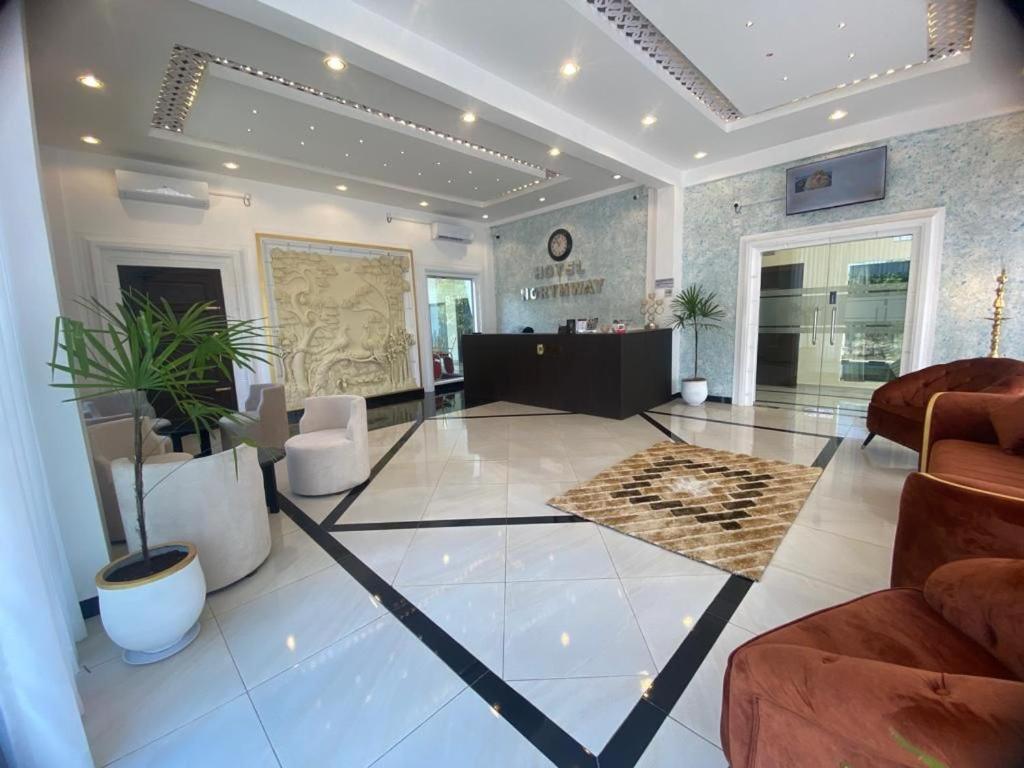 Hotel Northway Vavuniya Bagian luar foto