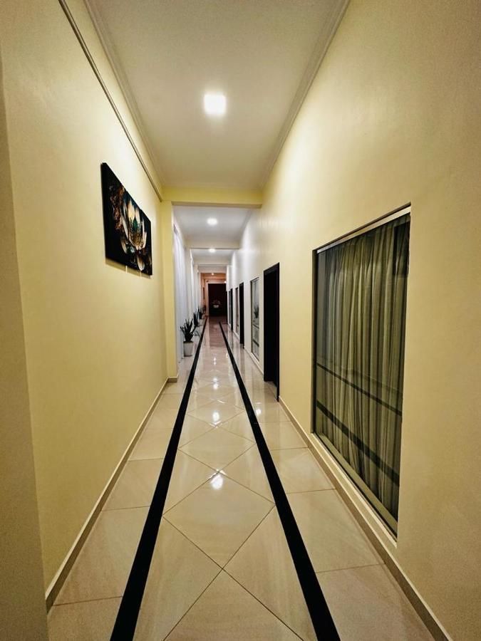 Hotel Northway Vavuniya Bagian luar foto