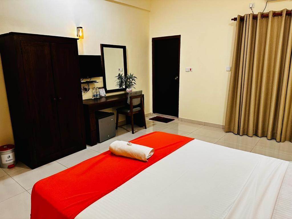 Hotel Northway Vavuniya Bagian luar foto