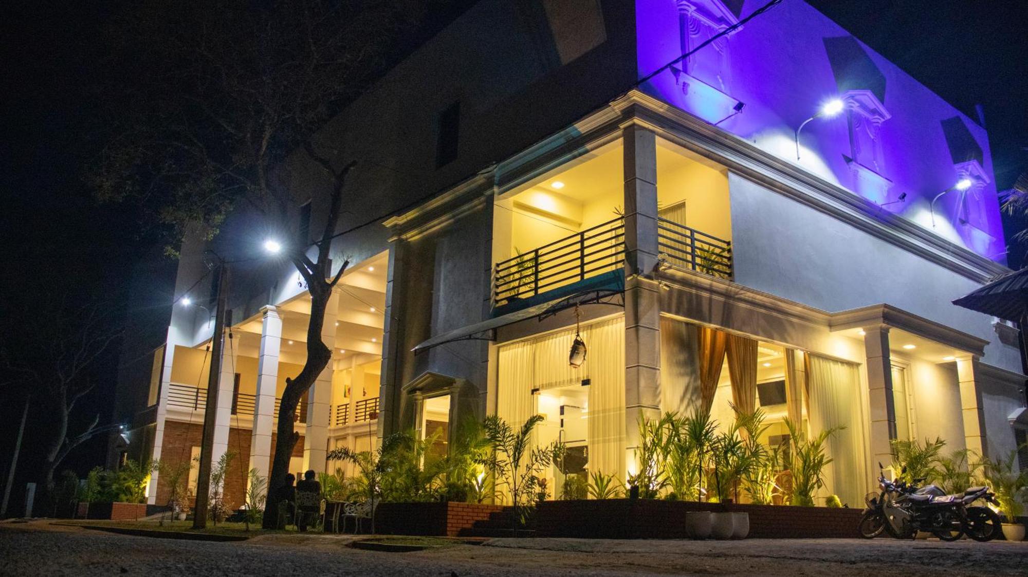Hotel Northway Vavuniya Bagian luar foto