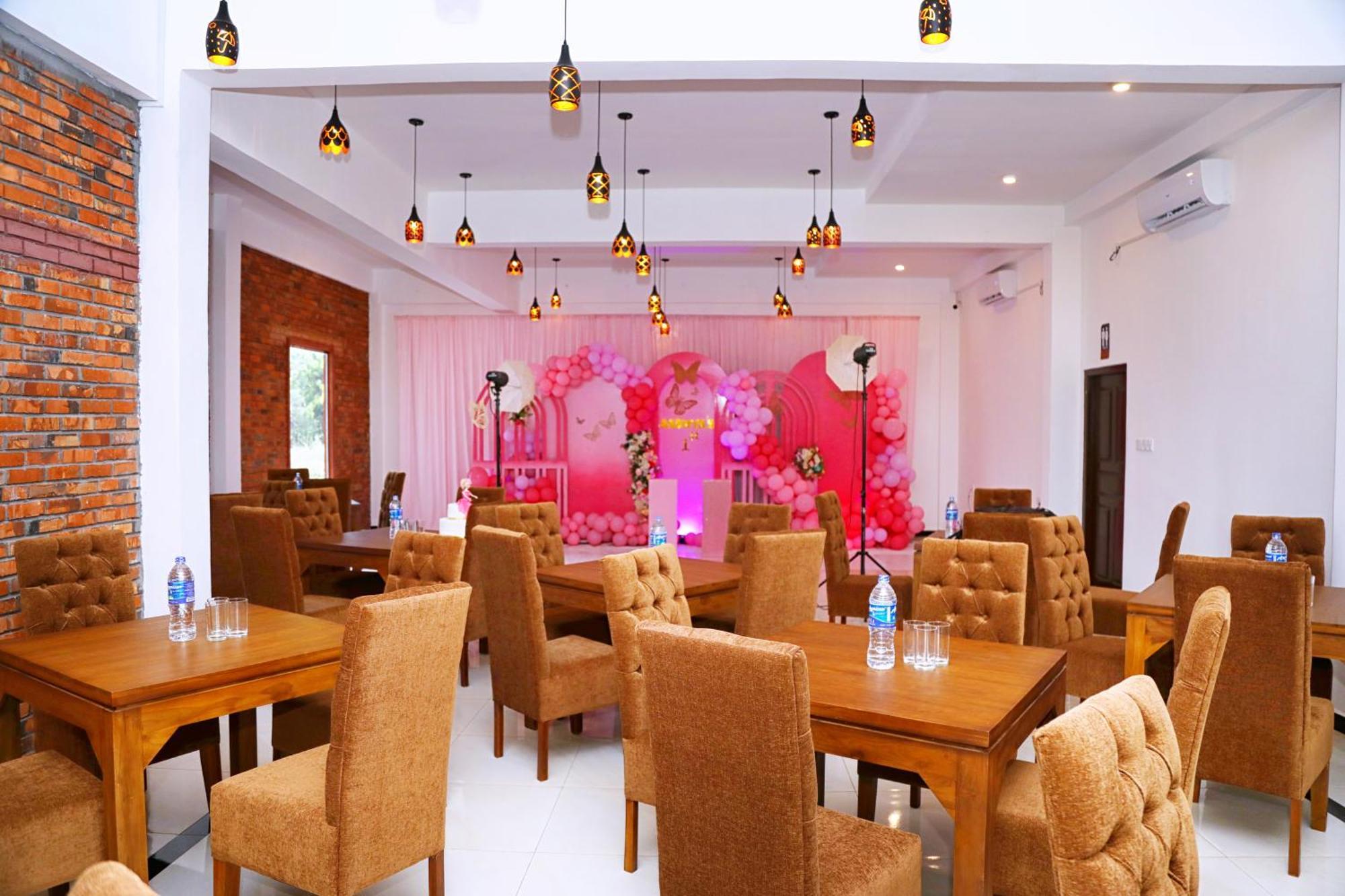Hotel Northway Vavuniya Bagian luar foto